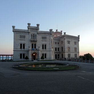 Grad Miramare, Tržaški zaliv, Italija. (2017) / Aco Dimić