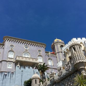 Sintra, Portugalska. Palacio Nacional de Pena, eno izmed sedmih čudes Portugalske. (2017) / Staša Štajnpihler