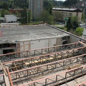 2006 04. 25. - Dom kulture Velenje, obnova, streha, nadodrje, avtor Blaž Verbič