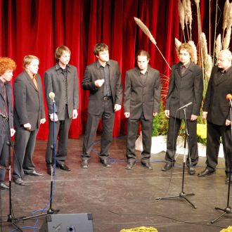 30. 11. 2008 - Šaleški študentski okltret na dobrodelni koncert Karitas, avtor Matjaž Šalej