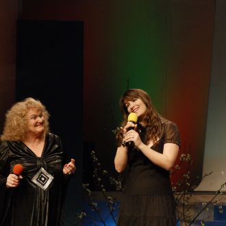 25. 03. 2009 - Bolero 2009, mati in hči,  Elda Viler in Ana Dežman, avtorica Ksenija Mikor
