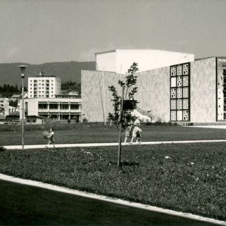 1961: Dom kulture Velenje, avtor Volbenk Pajk, razglednica